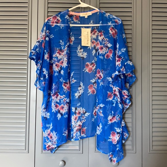 Rewind Tops - XS Floral Blue Overlay